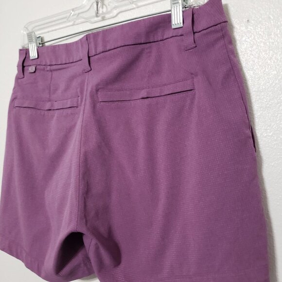 Lululemon Commission Short - Picture 9 of 13